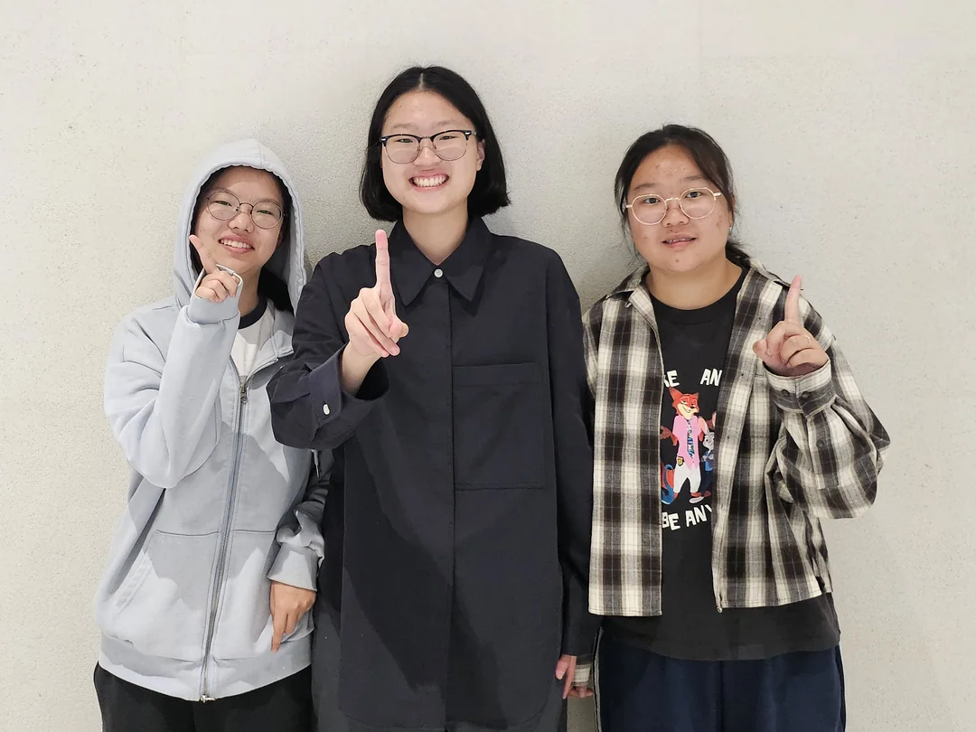 1조 참여 학생들의 기념사진