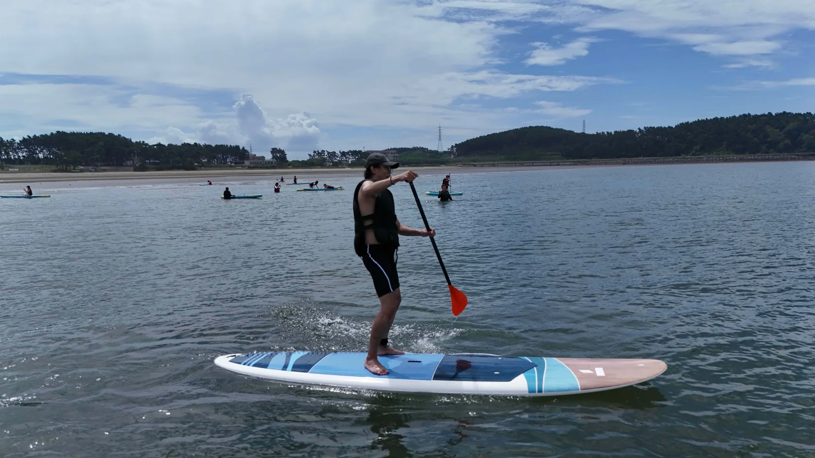Paddling forward at Chunjangdae